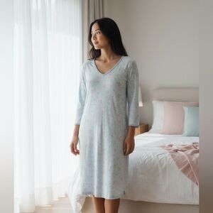 TOMMY Hilfiger Blue Floral Nightgown Small